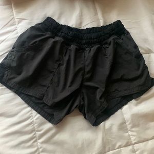 Lululemon hotty hot shorts